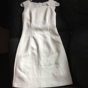 D-Play elegant white dress